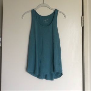 Universal Thread || turquoise tank
